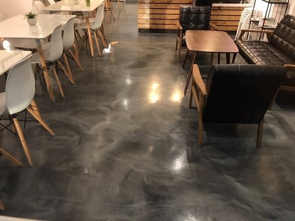 FACTORS TO CONSIDER WHEN CHOOSING BETWEEN POLISHED AND SEALED CONCRETE