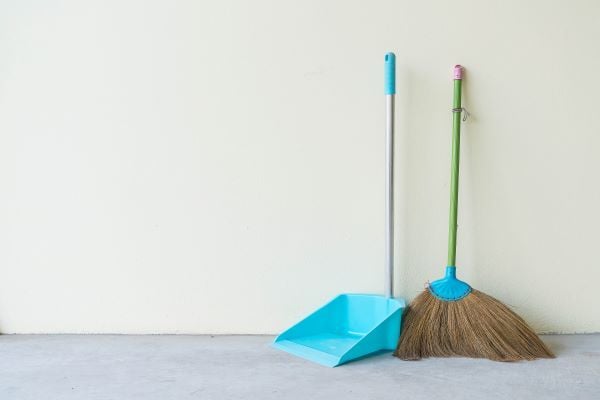 dust-pan-broom