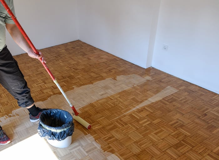 APPLY WATERPROOFING PRIMER