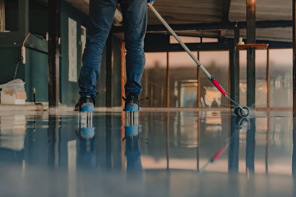 ARE THERE ANY SPECIAL PRECAUTIONS I SHOULD TAKE WHEN APPLYING A SEALER INDOORS?