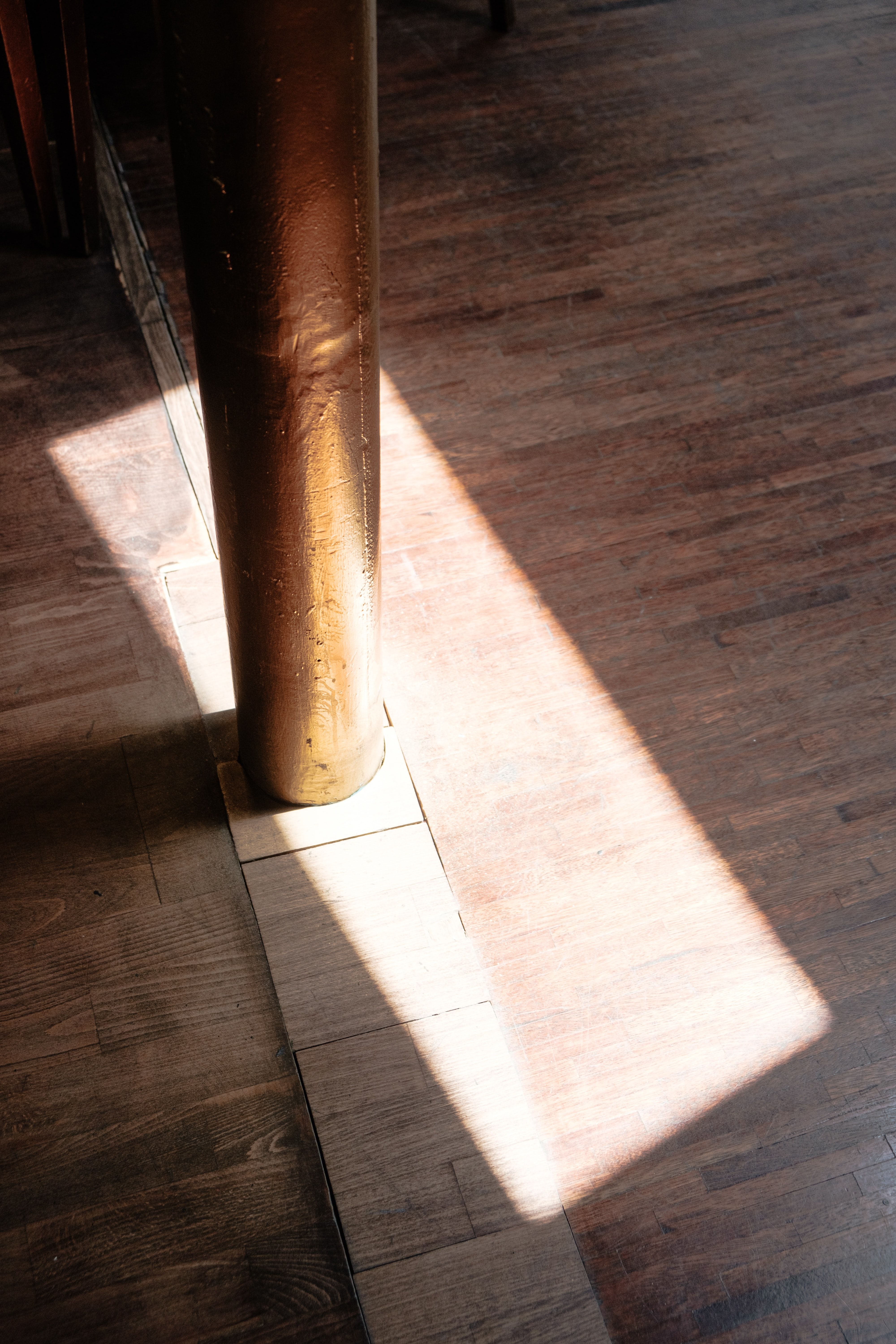 The Budget-Friendly Alternatives To Hardwood Floors